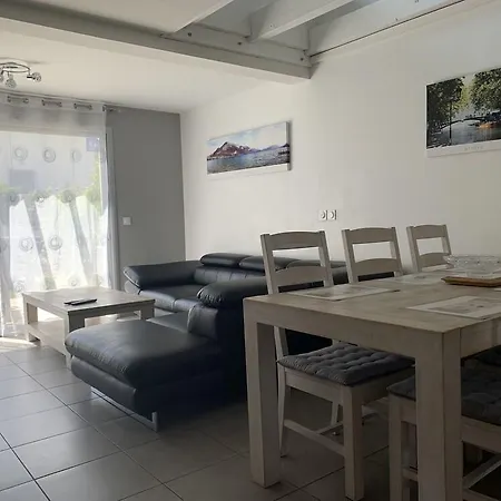 Catalina Villa *